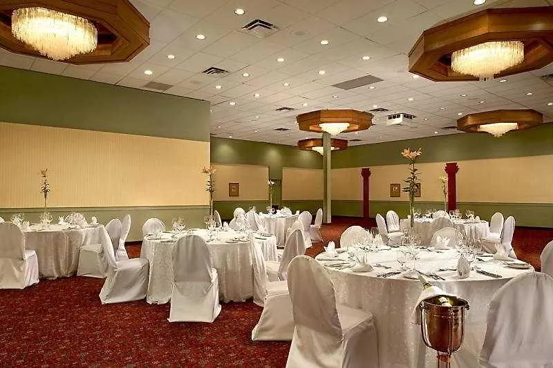 Hotel Blackfoot Calgary