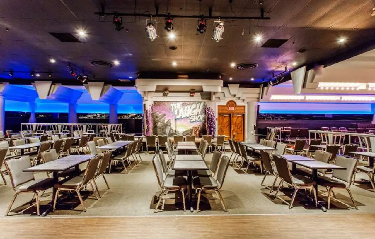 Hotel Blackfoot Calgary 4*,